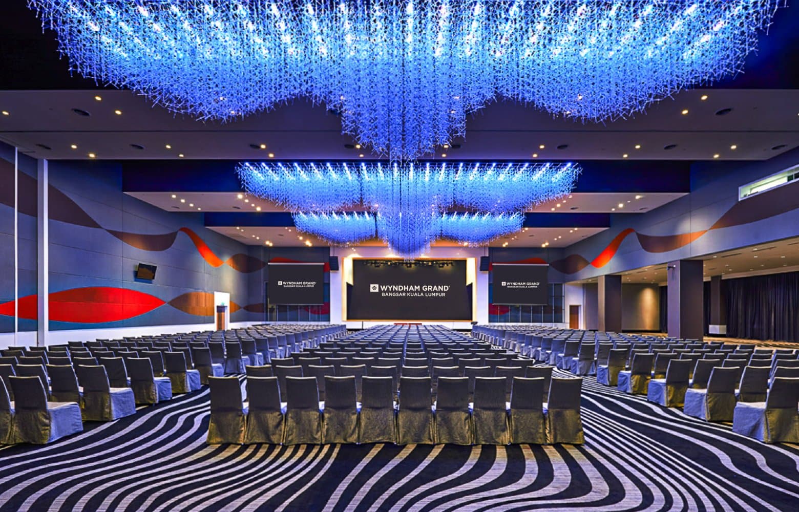 Plenary hall